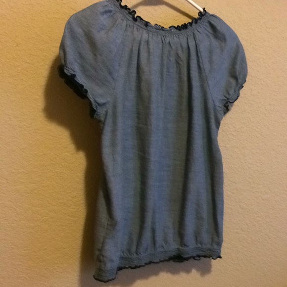 Shirt - Picture 2 of 3